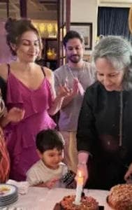 Kareena Kapoor Khan, Soha Ali Khan wish b'day to Sharmila Tagore