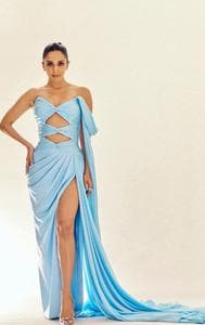 Kiara Advani Turns Diva In Powder Blue Tube Gown 